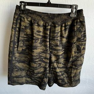 Lululemon Pacebreaker Shorts wLiner M